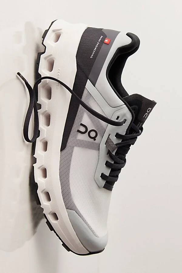 On Cloudvista 2 Sneakers