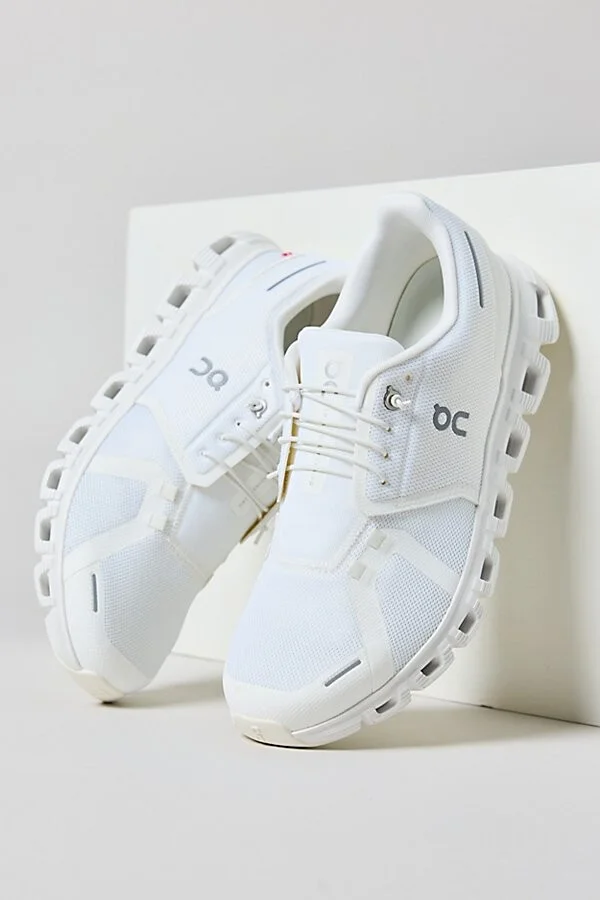 On Men's Cloud 6 Sneaker in White/White