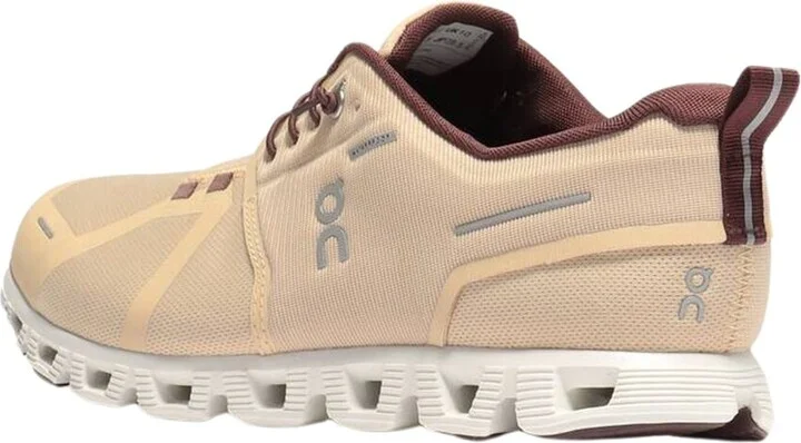 On Running Cloud 5 W.P Sneaker - Image 2