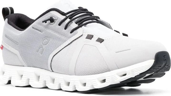 On Running Cloud 5 Waterproof Sneakers - Image 2