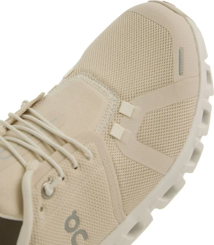 On Running Cloud 6 Sneakers - Image 3
