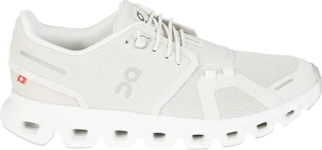 On Running Cloud 6 Sneakers