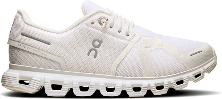 On Running Sneakers 2