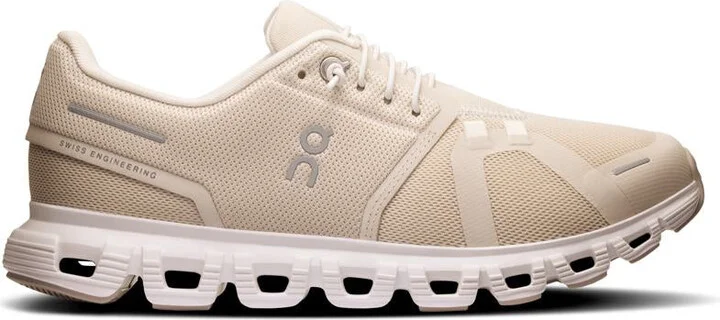 On Running Sneakers 2