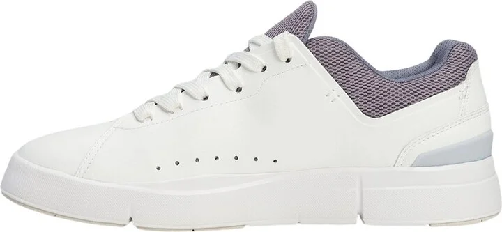On Running The Roger Advantage Sneaker - Image 2