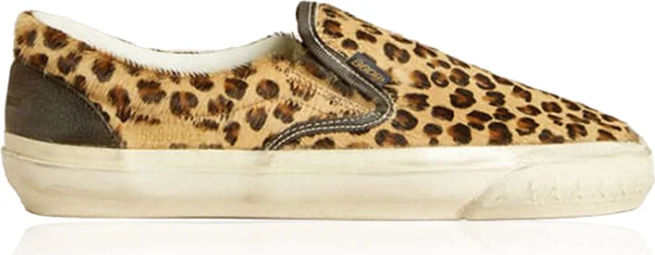 On SneakersGoose