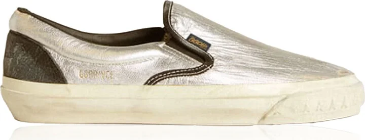 On SneakersGoose