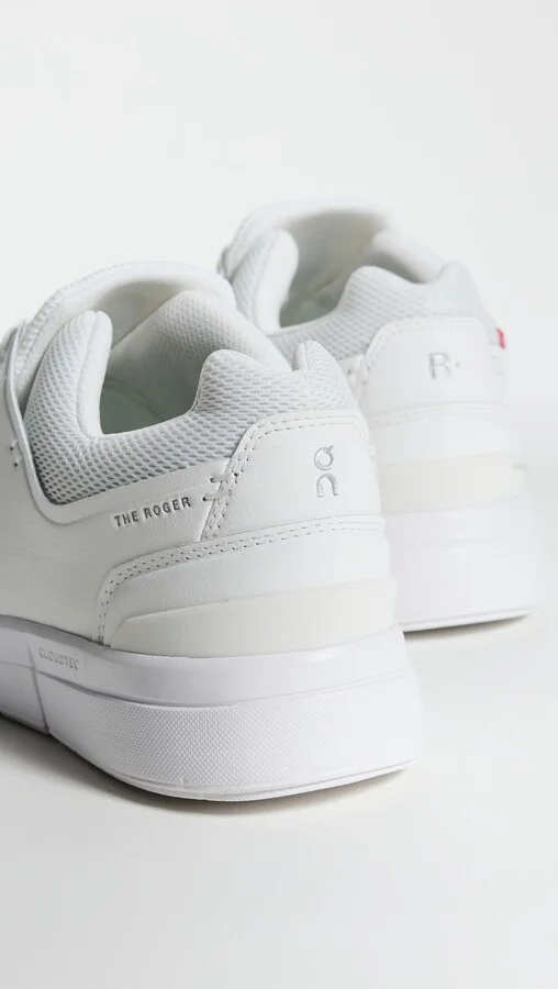 On The Roger Advantage Sneakers - Image 2