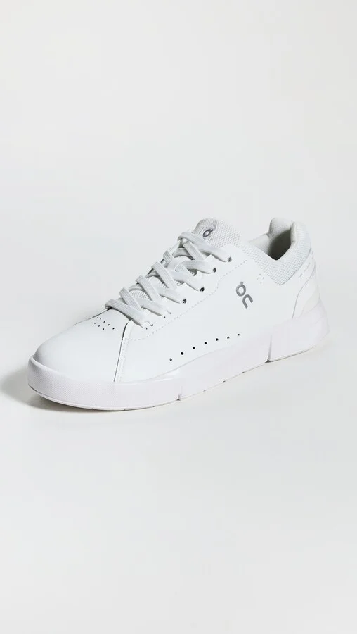 On The Roger Advantage Sneakers - Image 4