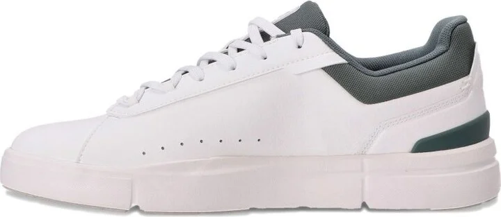 ON The Roger Advantage Sneakers - Image 2
