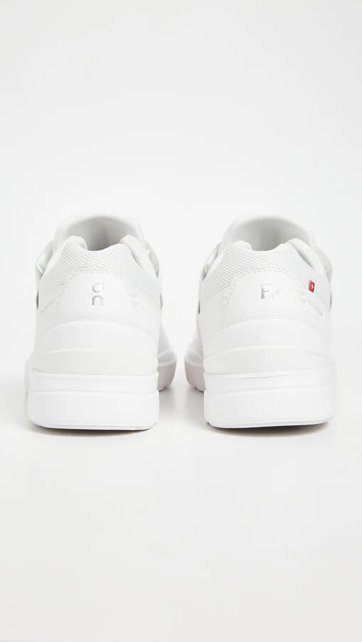 On The Roger Advantage Sneakers - Image 3