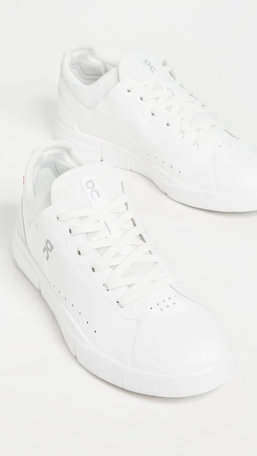 On The Roger Advantage Sneakers - Image 4