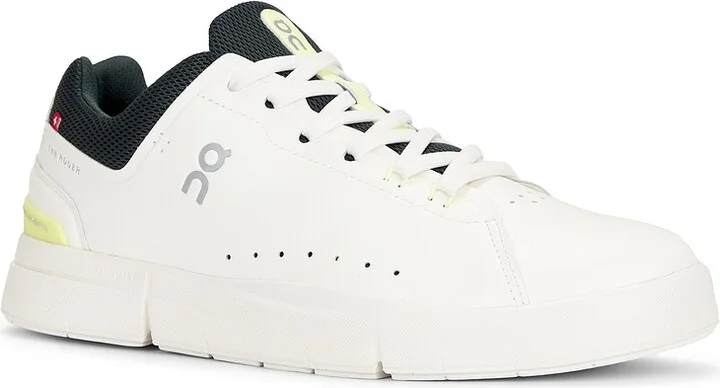 On The Roger Advantage Sneakers in White - Image 2