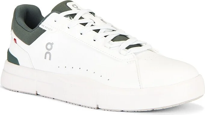On The Roger Advantage Sneakers in White - Image 2
