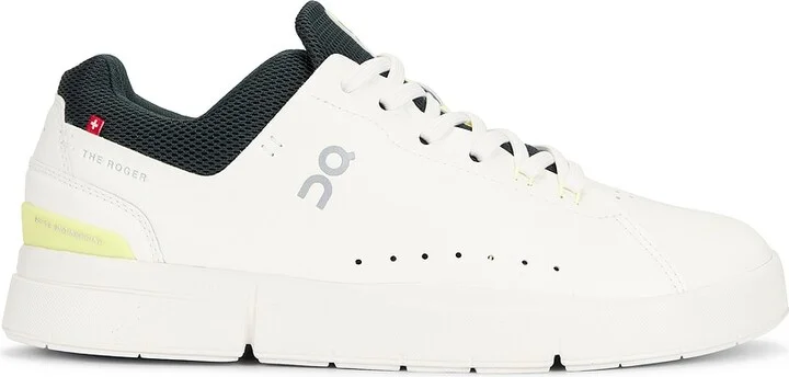 On The Roger Advantage Sneakers in White