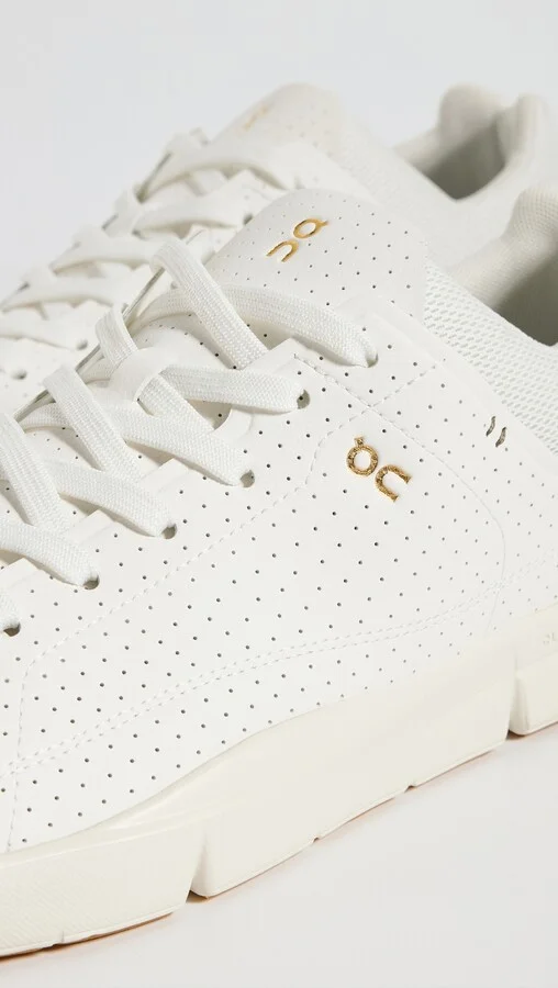 On The Roger Centre Court Sneakers - Image 3
