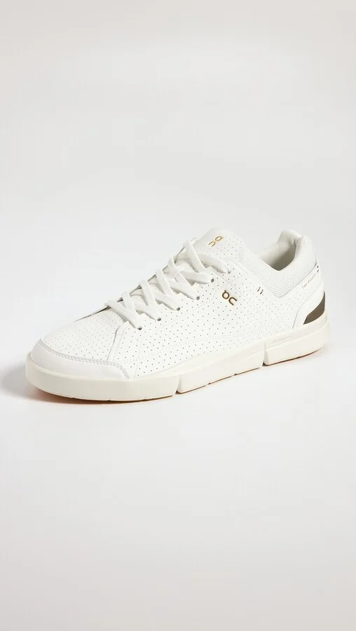 On The Roger Centre Court Sneakers - Image 5