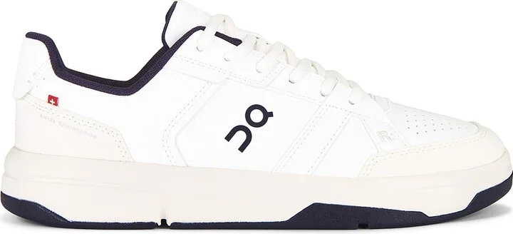 On The Roger Clubhouse Sneakers in White
