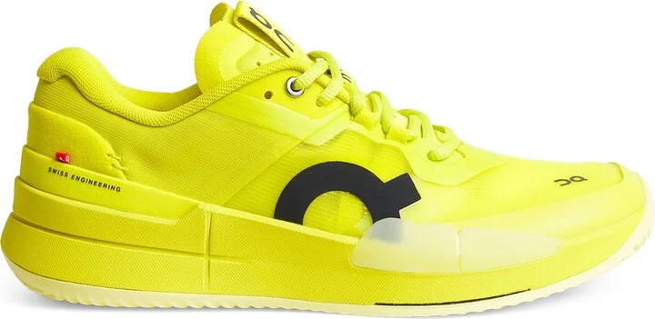 On The Roger Pro 2 Clay Trainers