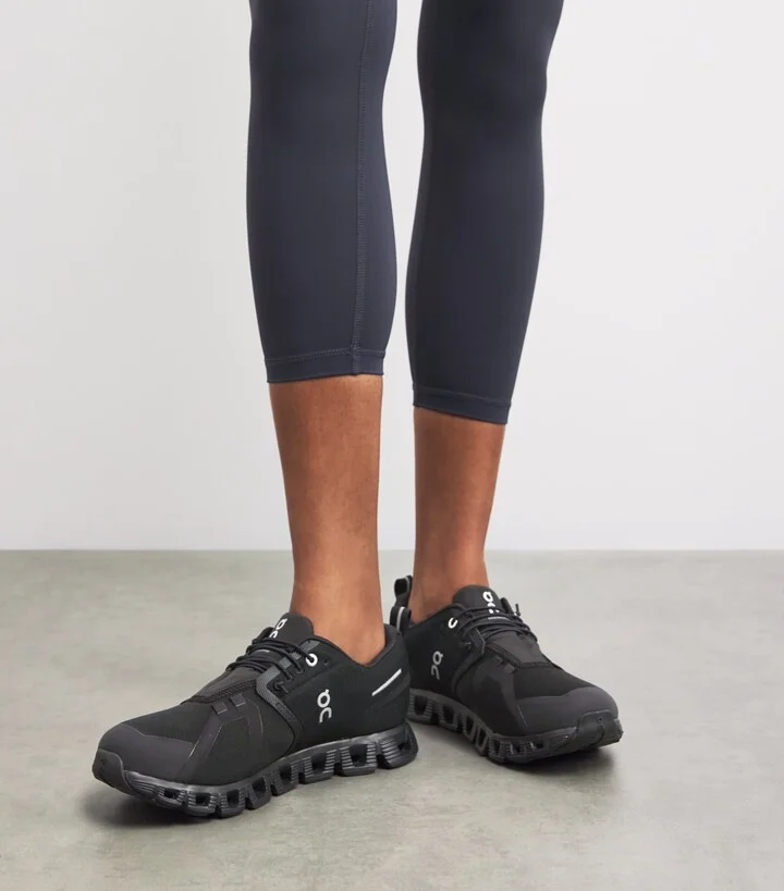On Waterproof Cloud 5 Trainers - Image 2