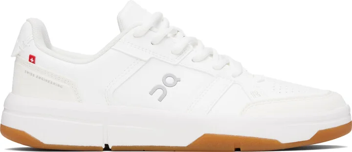 On White 'THE ROGER Clubhouse' Sneakers