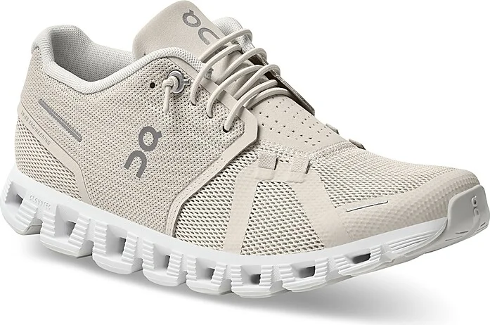 On Women's Cloud 5 Low Top Sneakers