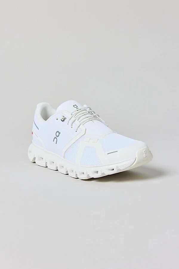 On Women's Cloud 6 Sneaker in White/White - Image 4