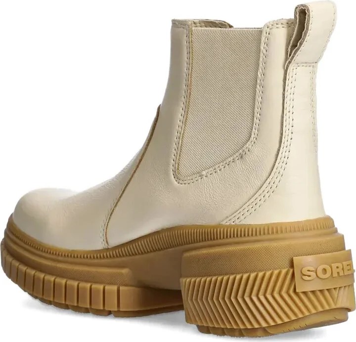 Ona Ave™ Chelsea boots - Image 3