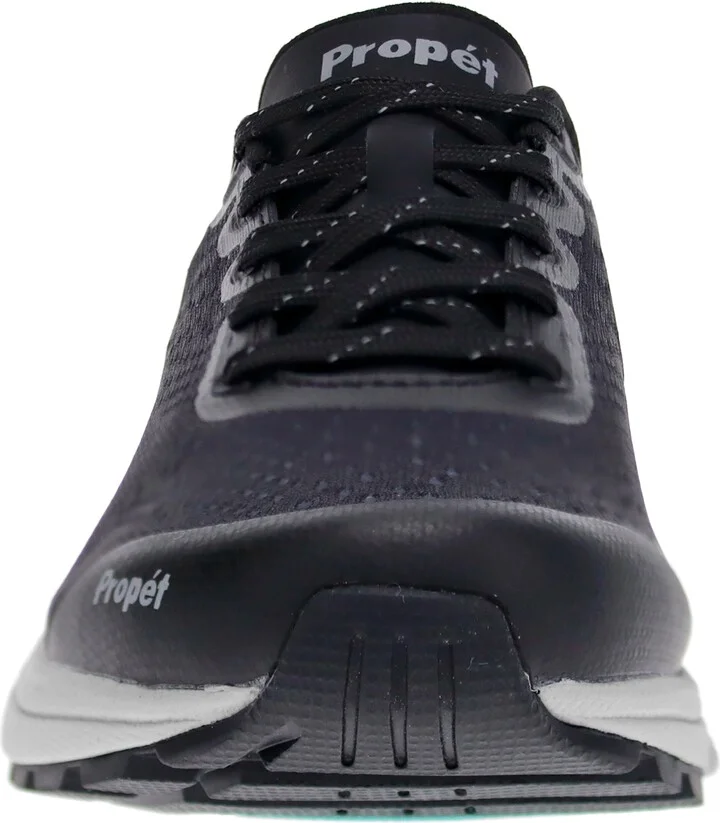 One Evolve Walking Sneaker - Image 3