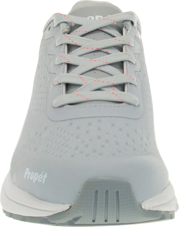 One Evolve Walking Sneaker - Image 10