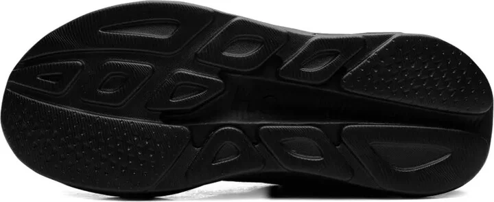One Rincon 4 "Triple Black" sneakers - Image 4
