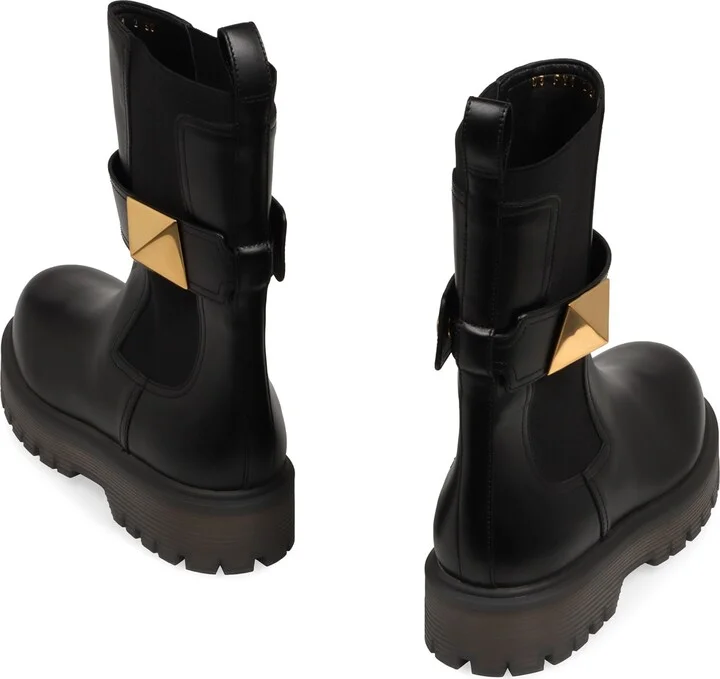 One Stud Leather Chelsea Boots - Image 4