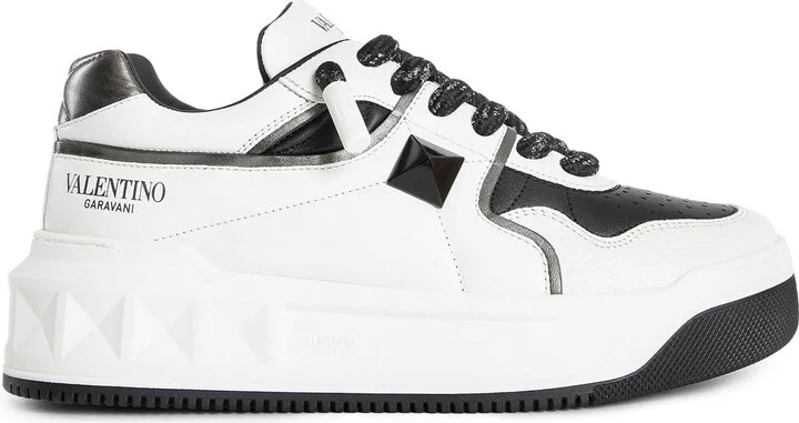 One Stud Low Top Sneakers in Nappa
