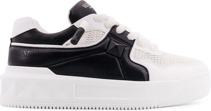 One Stud Valentino Garavani Leather Sneakers