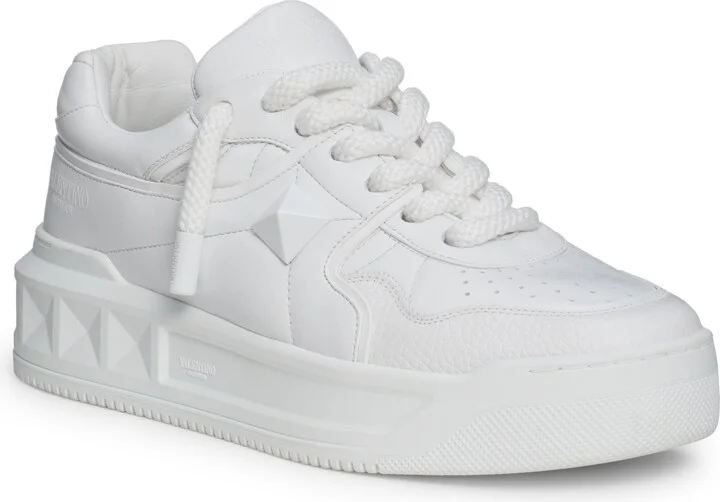 One Stud XL Low Top Sneaker