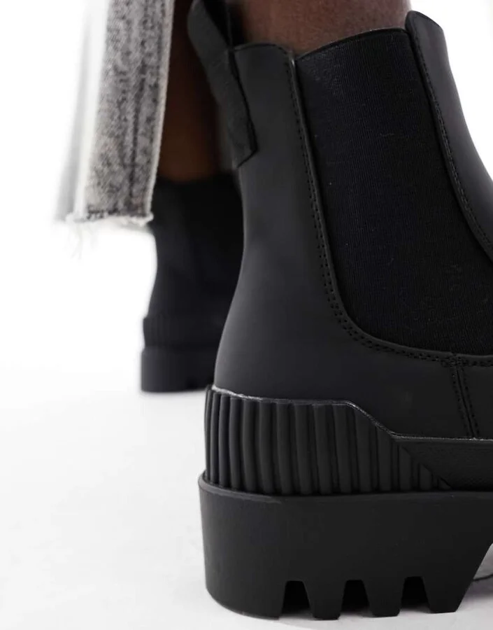 ONLY water resistant chunky platform boots in black - Image 2