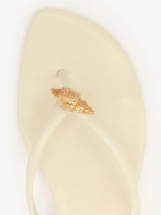 Onyx Thong Sandal - Image 2