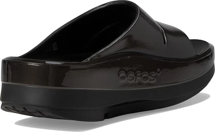 OOFOS Oomega Ooahh Stacked Women's Wedge Shoes Titanium Mirror : 7 M - Image 4