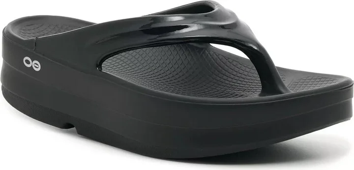 OOFOS OOmega Platform Flip Flop