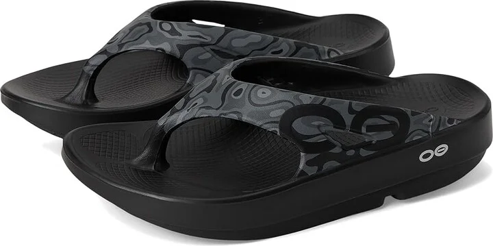 OOFOS OOriginal Sport Thong Walking Shoes Black Water Camo : Men's 4 - Women's 6 Medium, Synthetic
