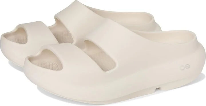 OOFOS Ooyea Wedge Shoes Chalk : Men's 5 - Women's 7 Medium, Synthetic