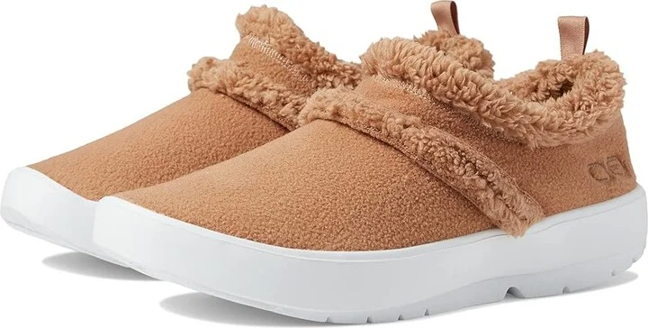 OOFOS Women's OOcoozie Low Women's Shoes Chestnut : 5 M, Textile
