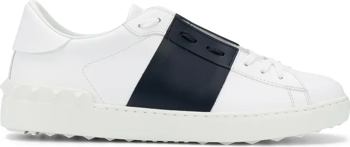 Open leather sneakers