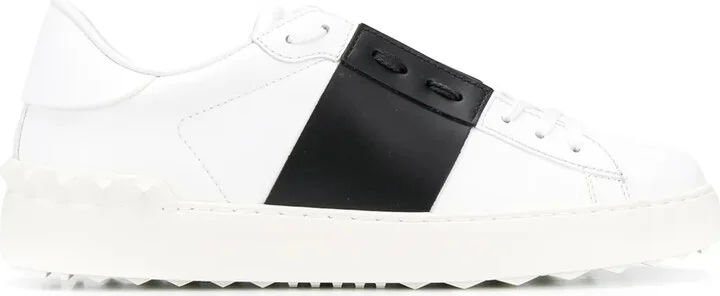Open low-top sneakers