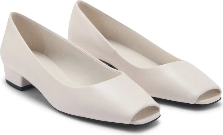 Open Toe Pump