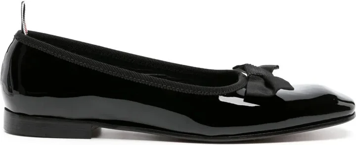 Opera patent ballerina shoes