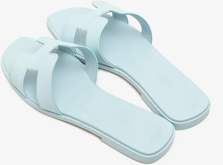 Oran H Cut-Out Sandals in Bleu Brume Epsom Leather - Image 2
