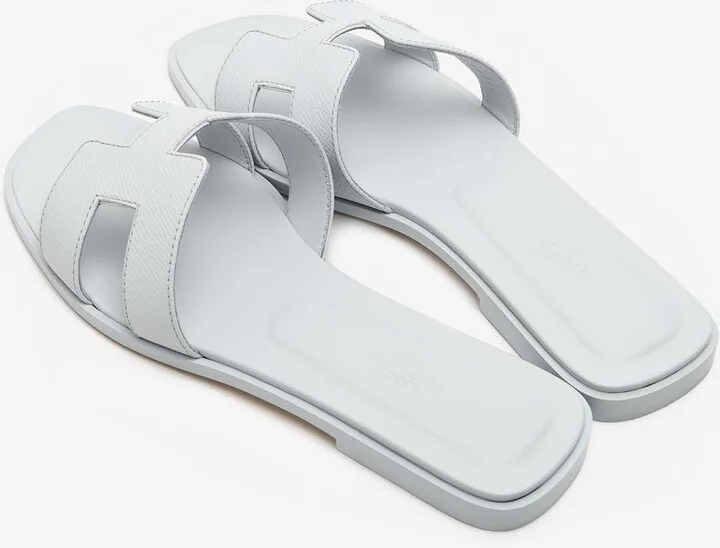 Oran H Cut-Out Sandals in Bleu Glacier Epsom Leather - Image 2