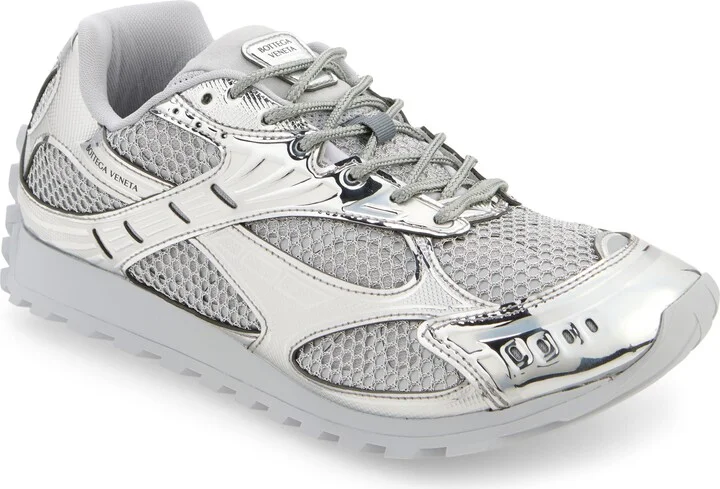 Orbit Sneaker