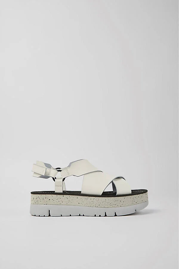 Oruga Up Leather Sandals